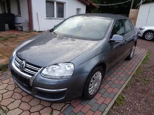 Volkswagen Jetta 2.0 FSI -TÜV NEU! -Service NEU! -55.775Km -