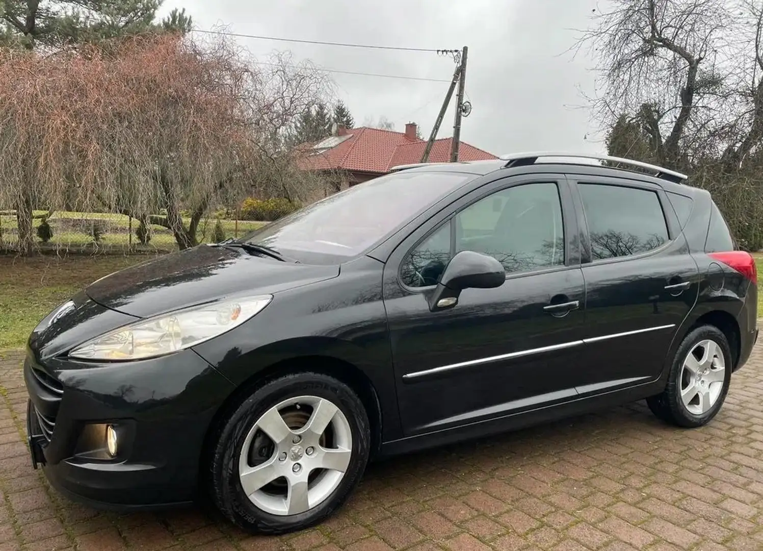 Peugeot 207 SW 120 VTi Premium Schwarz - 1