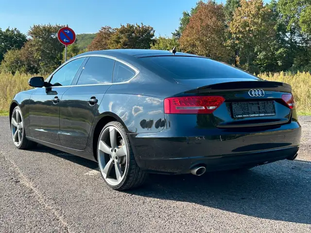 Audi A5 view 3