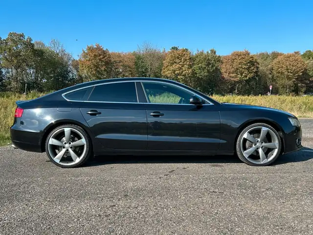 Audi A5 view 6
