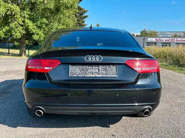 Audi A5 view 4