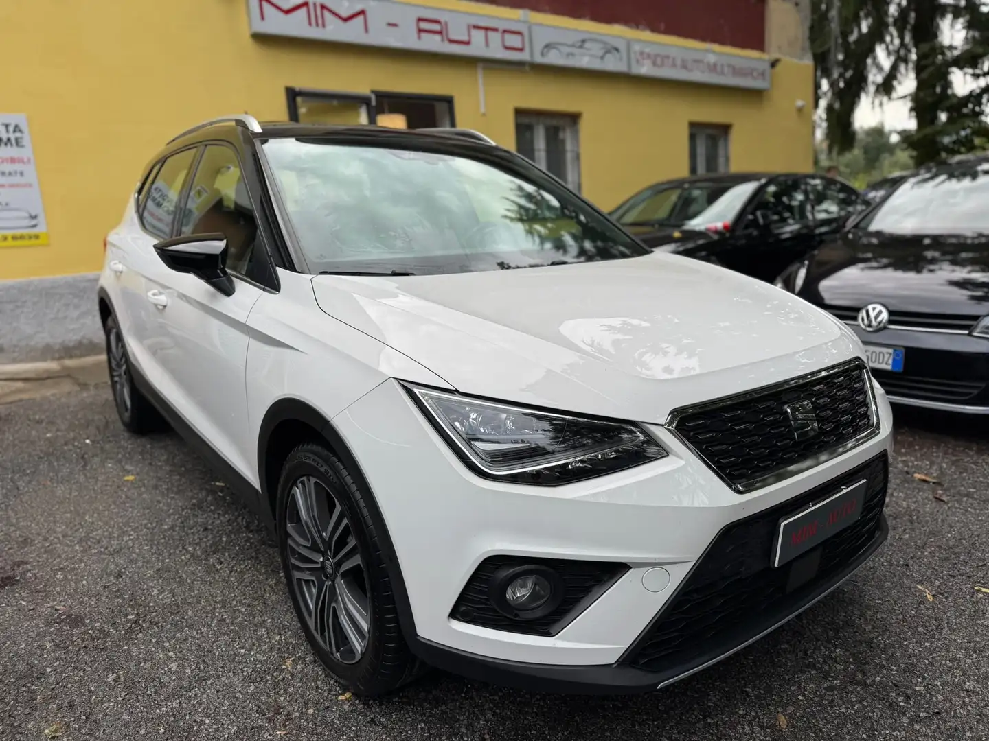 SEAT Arona Arona 1.0 tgi Xcellence 90cv FULL OPTIONAL!!! Blanco - 1
