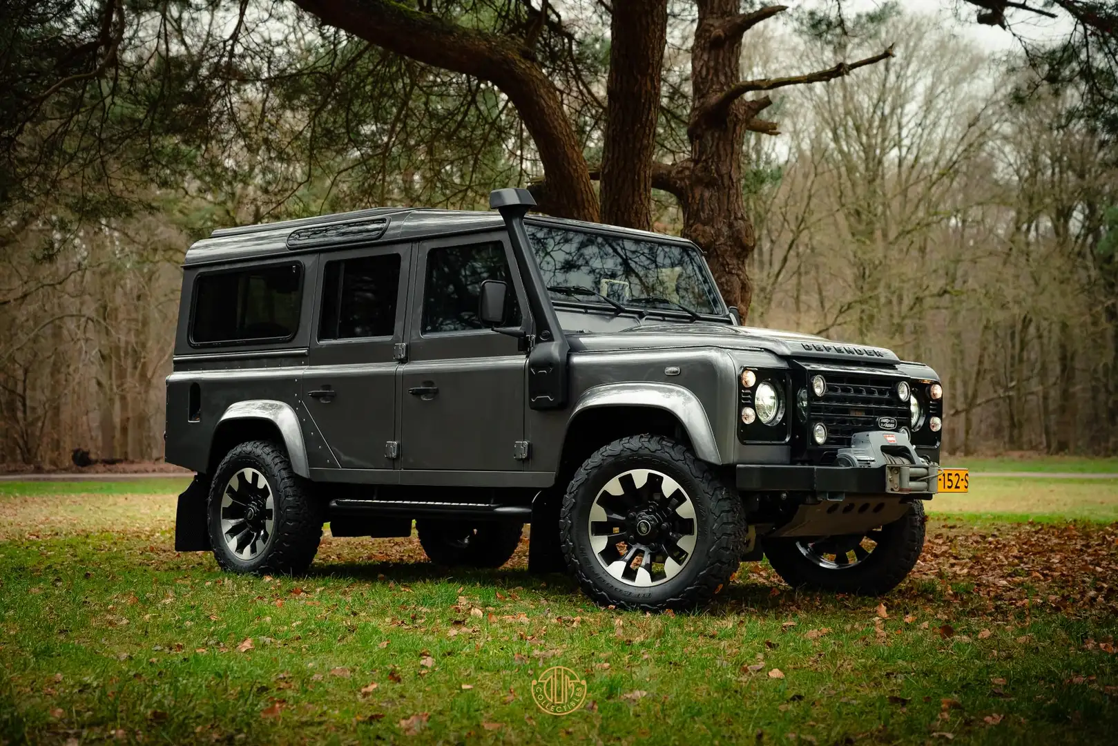 Land Rover Defender 2.2 D SW 110" Adventure Limited Edition Grau - 1