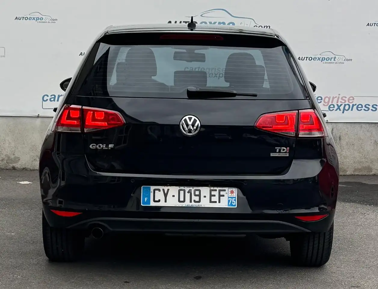 Volkswagen Golf Standard Model — photo 5