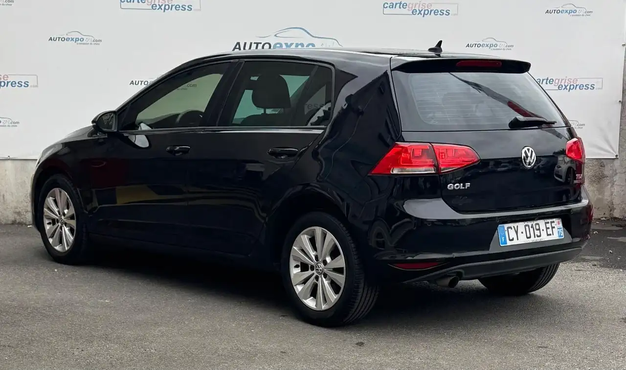 Volkswagen Golf Standard Model — photo 4