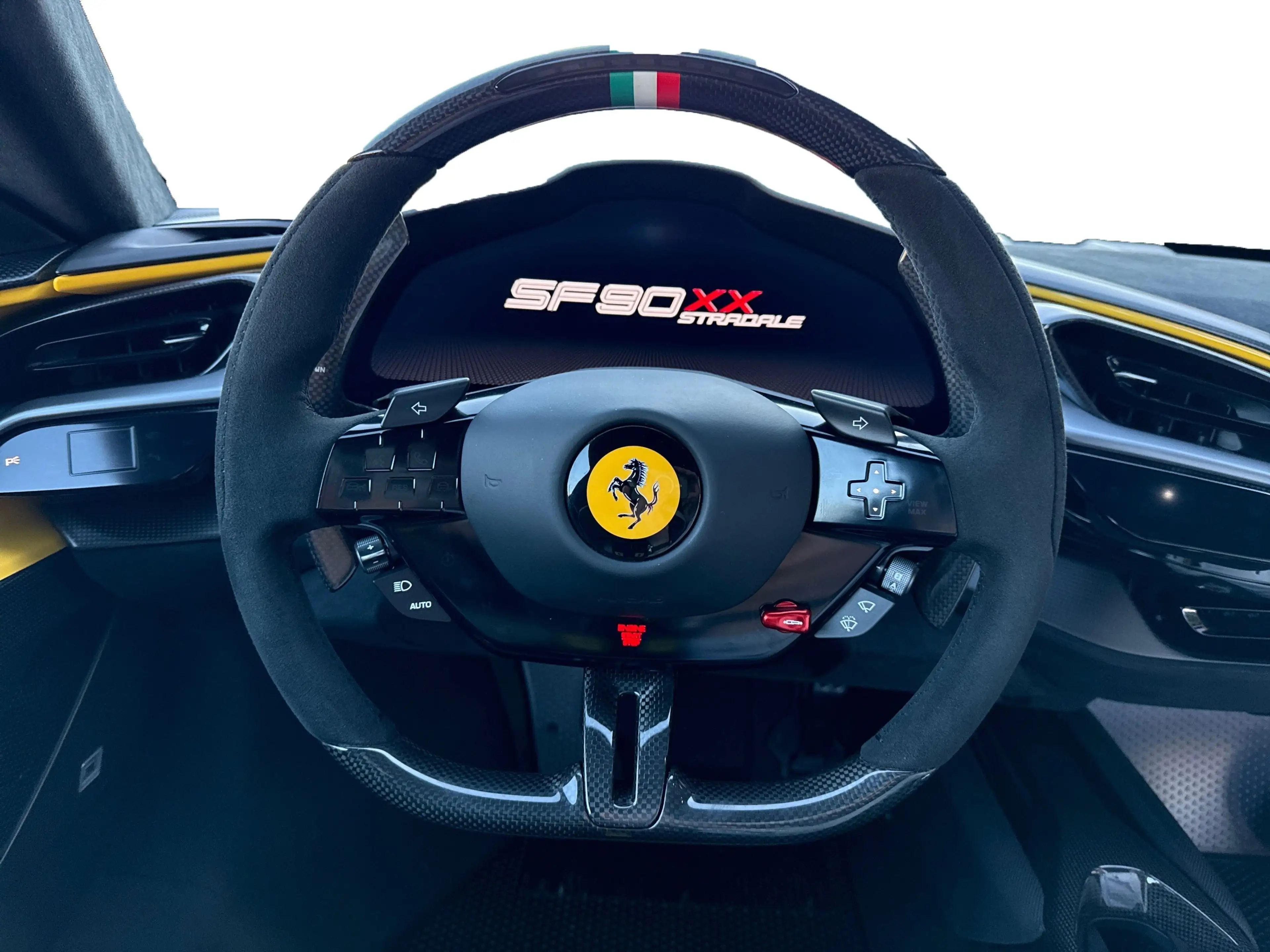 Ferrari SF90 Stradale XX - LIMITIERT HYPER CLUB — photo 14