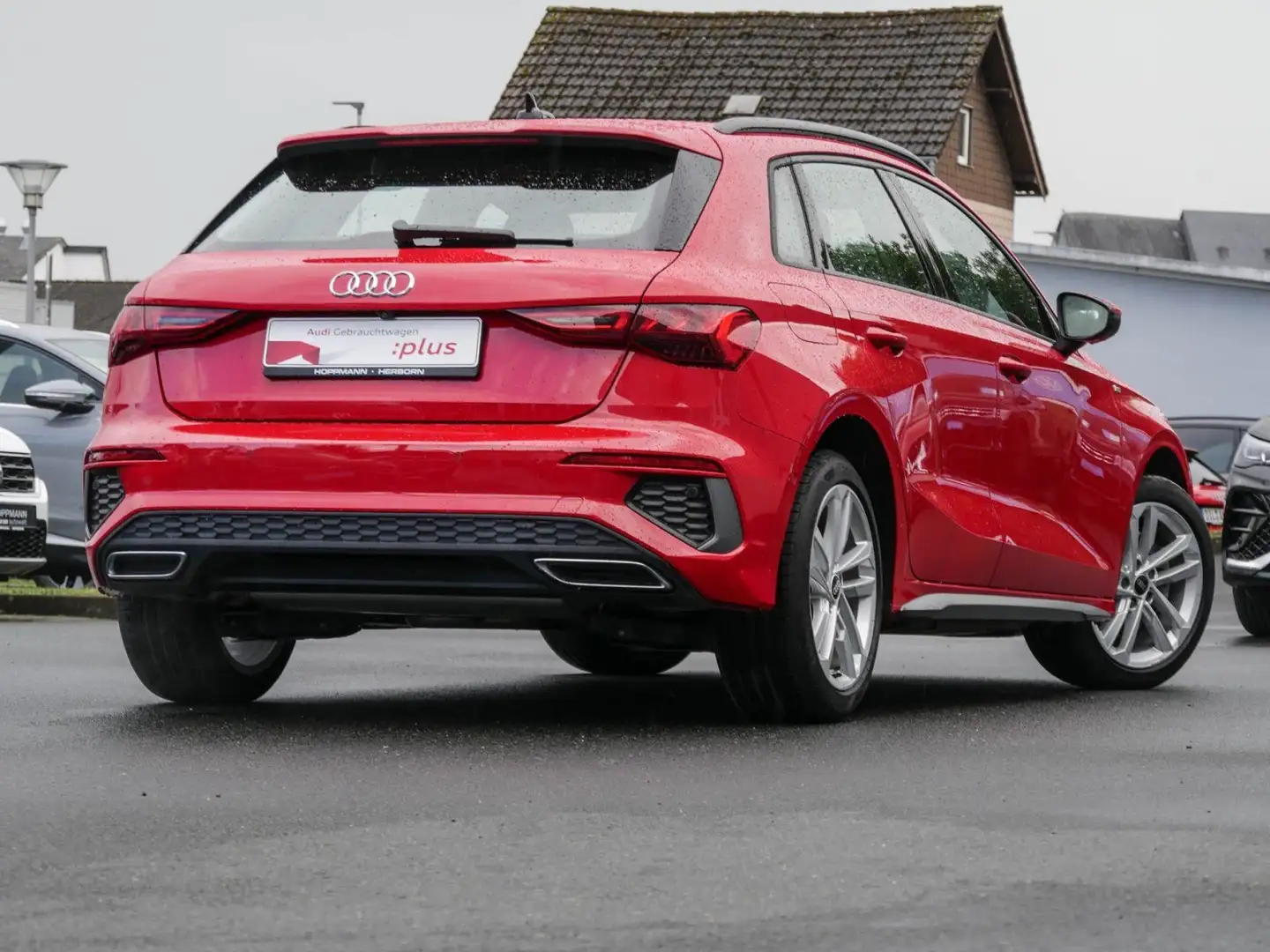 Audi A3 40 TFSI e S line AHK Matrix-LED Kam Rot - 2