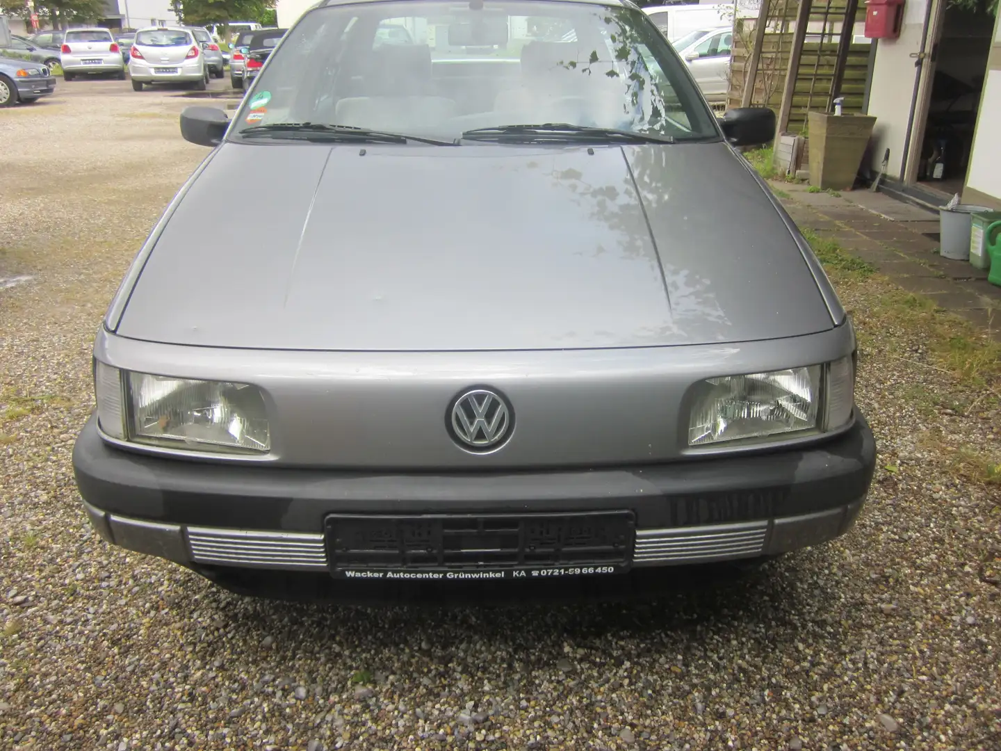 Volkswagen Passat 1.8 GL Oldtimer Grau - 1