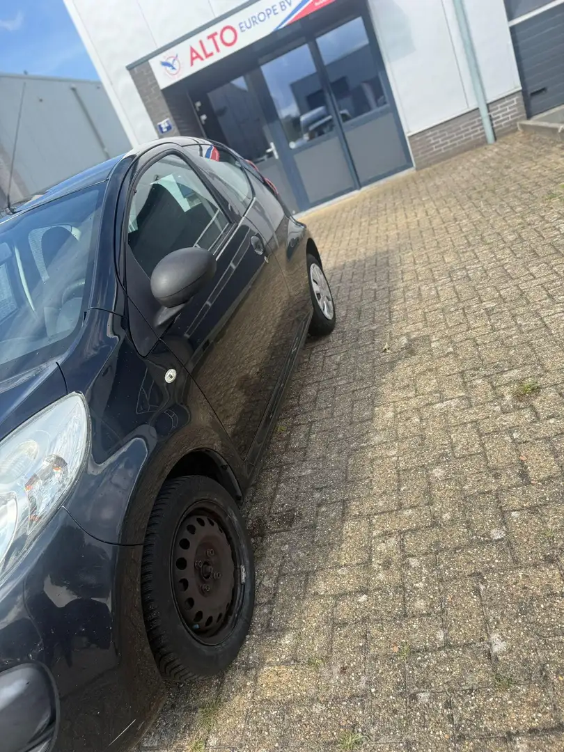Peugeot 107 1.0 Access Accent 3 maanden garantie Zwart - 2
