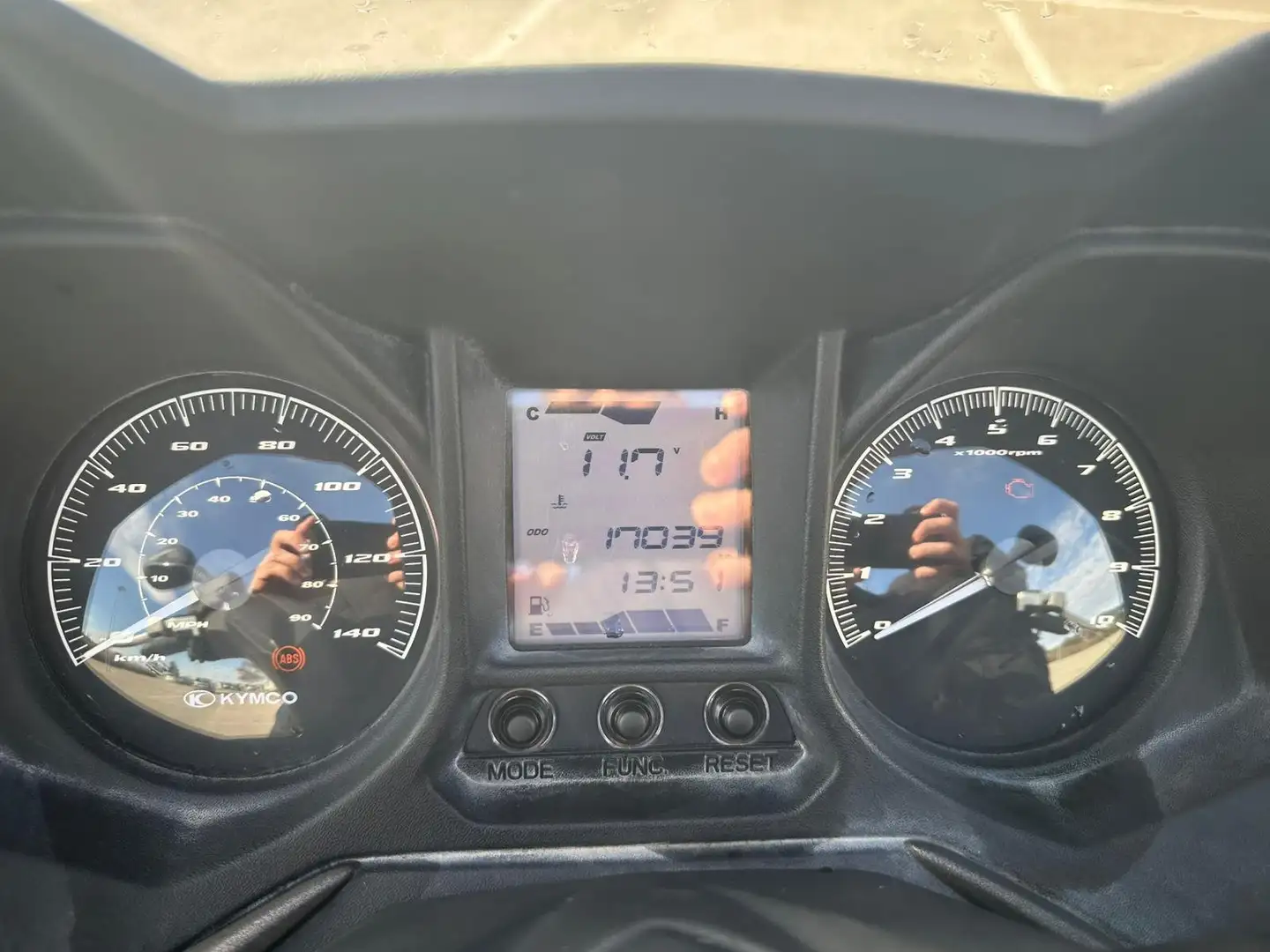 Kymco Grand Dink 125 ABS Negro - 2