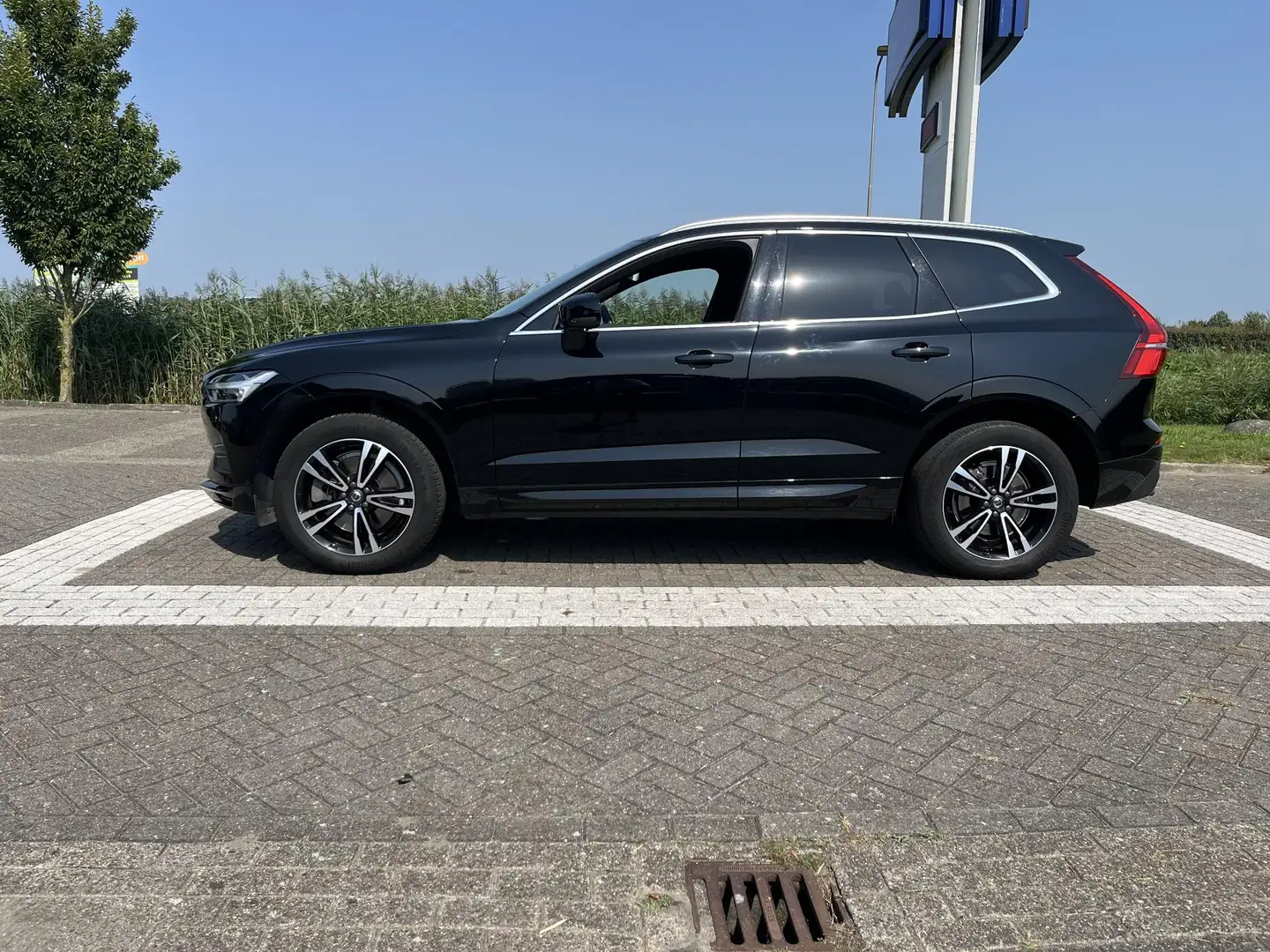 Volvo XC60 T5 Inscription | Leder | Stoelverwarming | Park.Ca Schwarz - 2