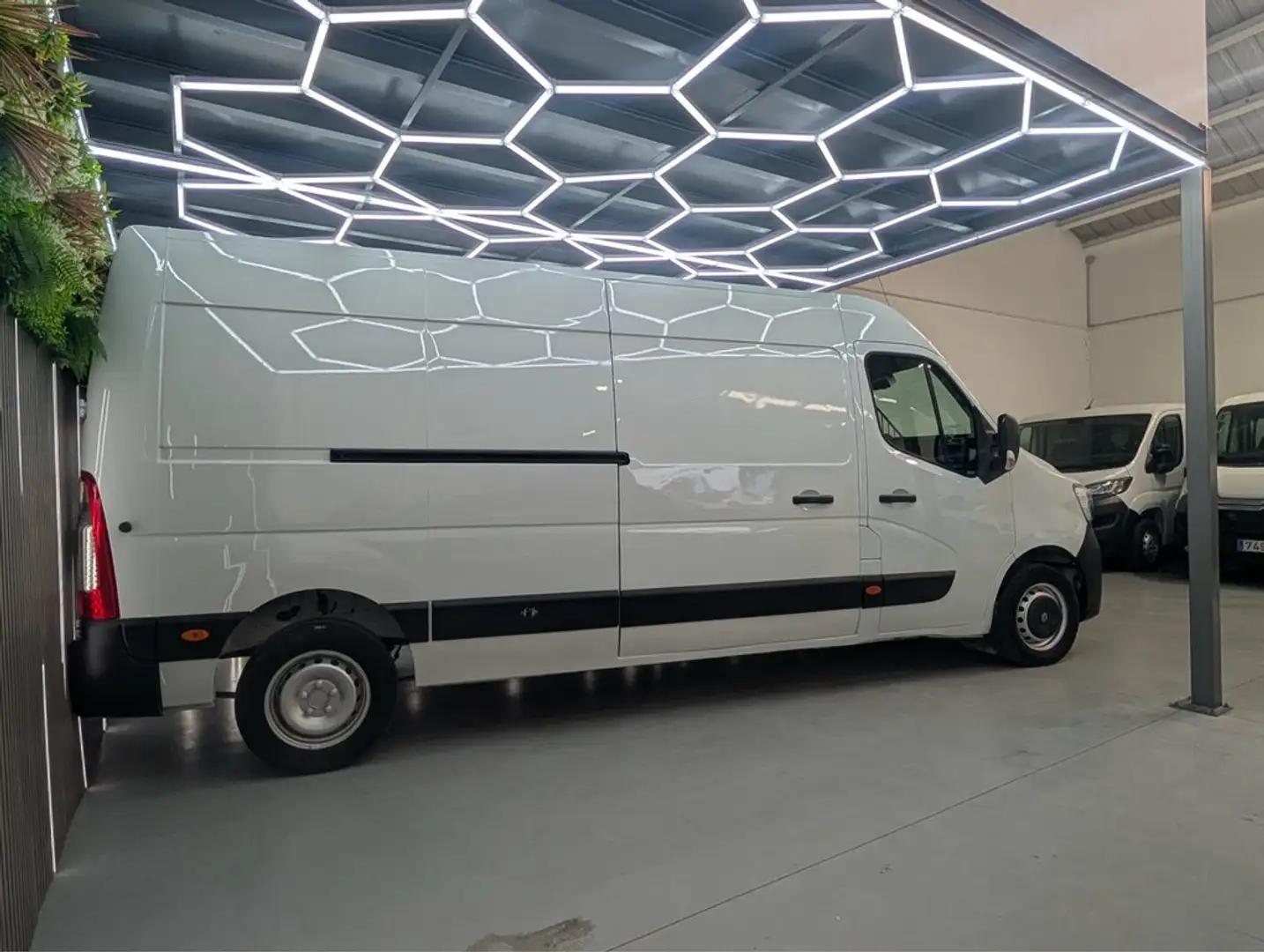 Renault Master Renault  Fu. P L3H2 3500 RG E B dCi 107kW ( Blanco - 2