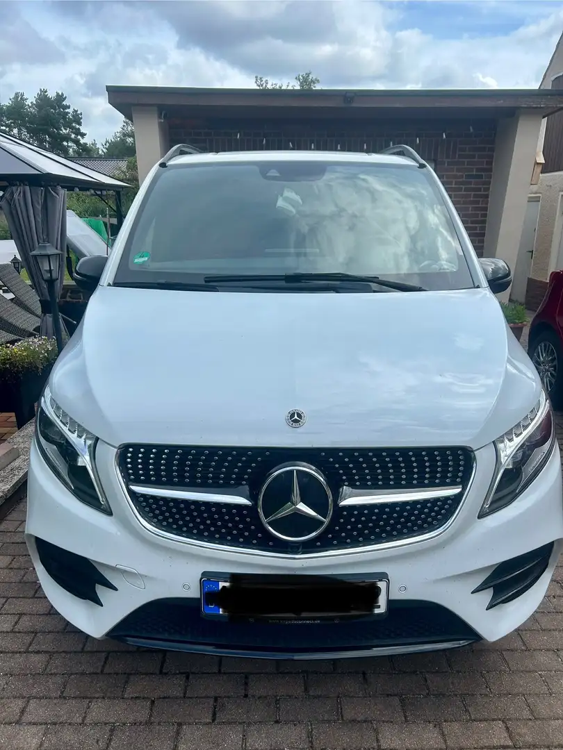 Mercedes-Benz V 300 V-Klasse Diesel d kompakt 4Matic 9G-TRONIC Edition Bílá - 1