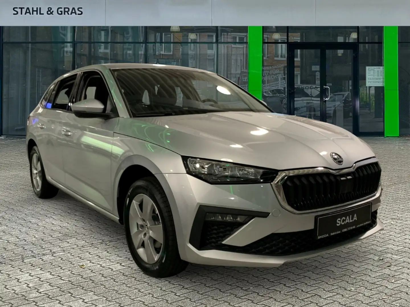 Skoda Scala Essence 1,0 TSI 7-Gang automat. digitales Cockpit Argent - 1
