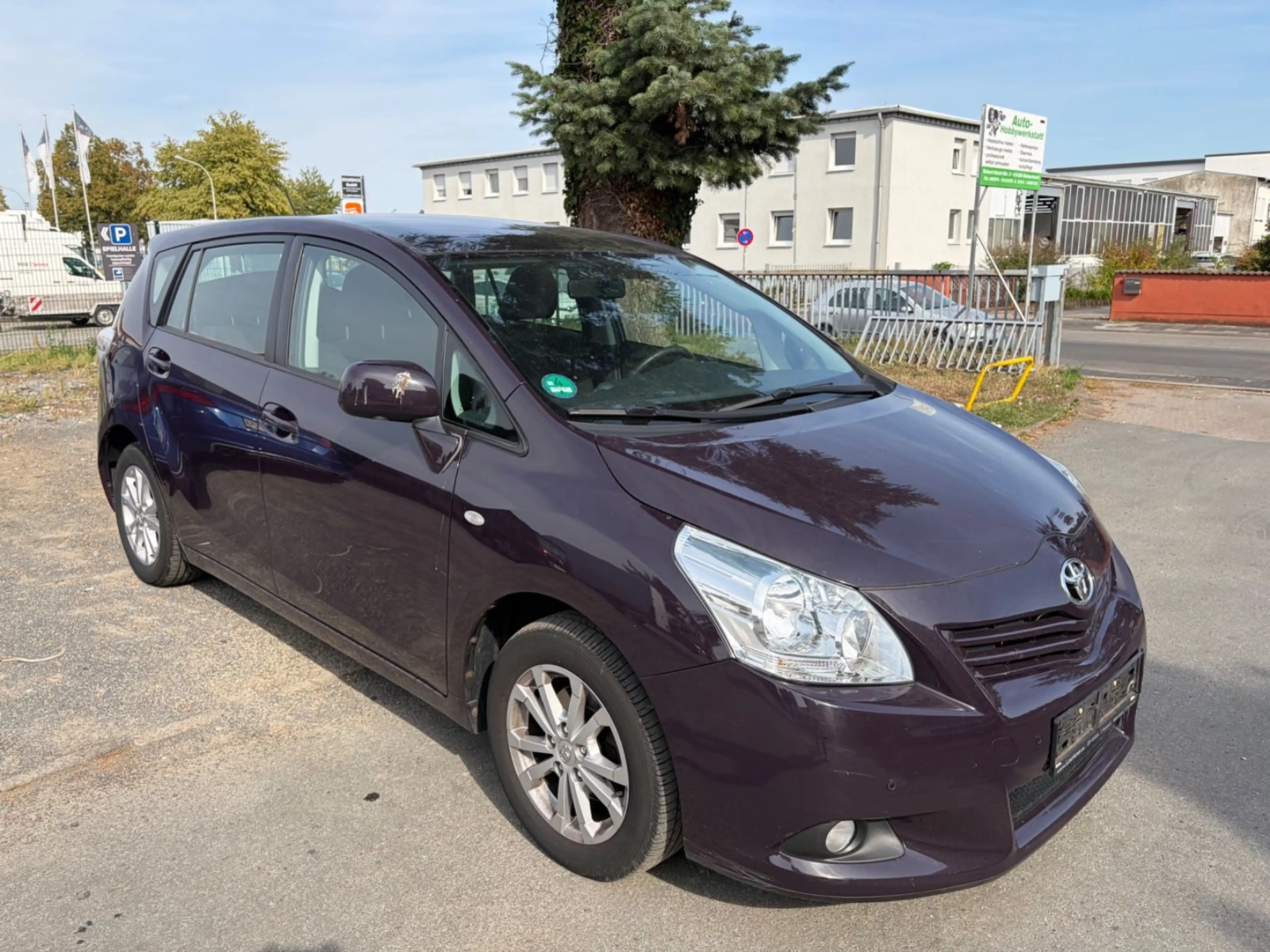 Toyota Verso 1.6l Valvematic Edition PANORAMA / PARK — photo 3
