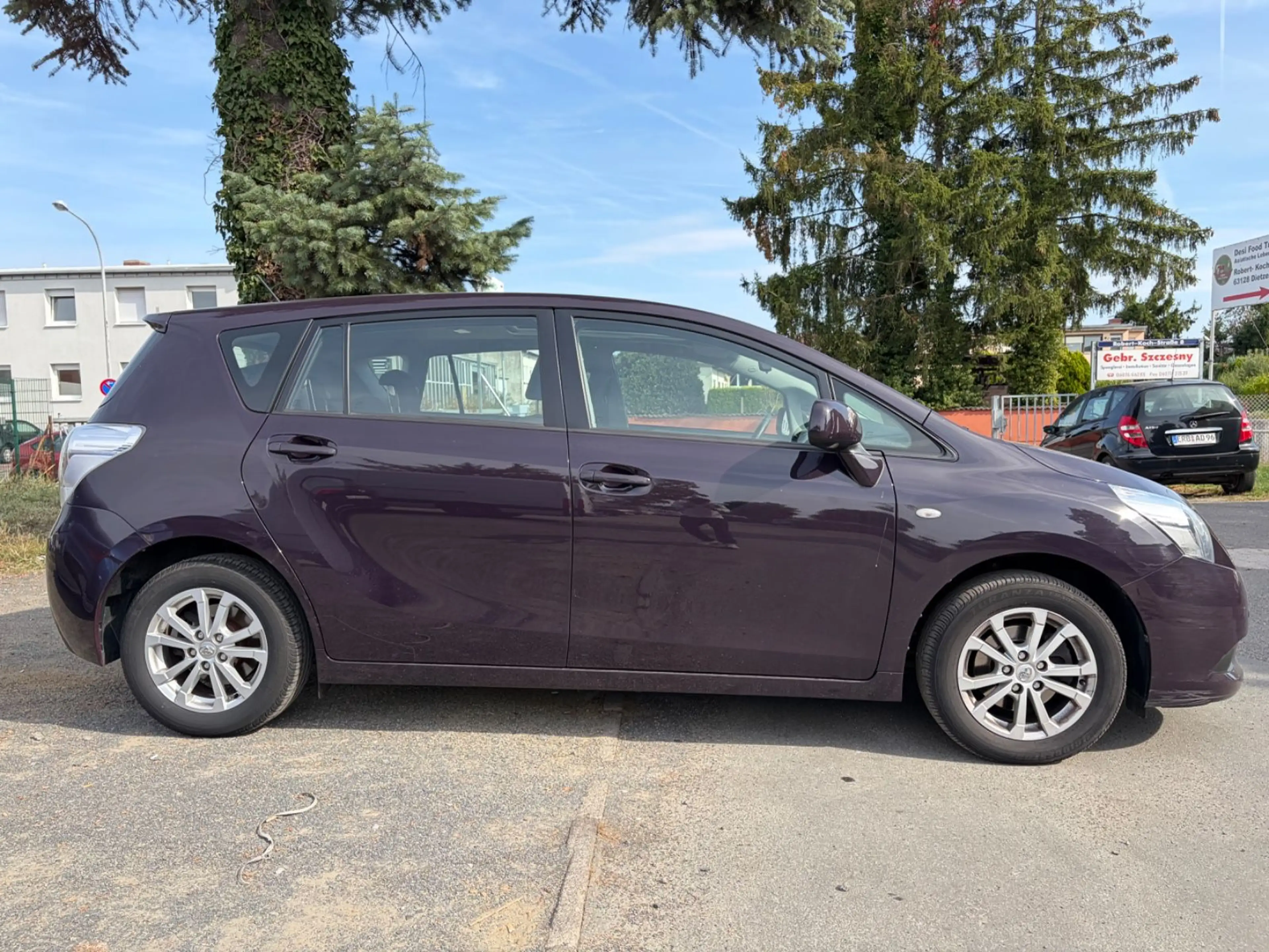 Toyota Verso 1.6l Valvematic Edition PANORAMA / PARK — photo 15