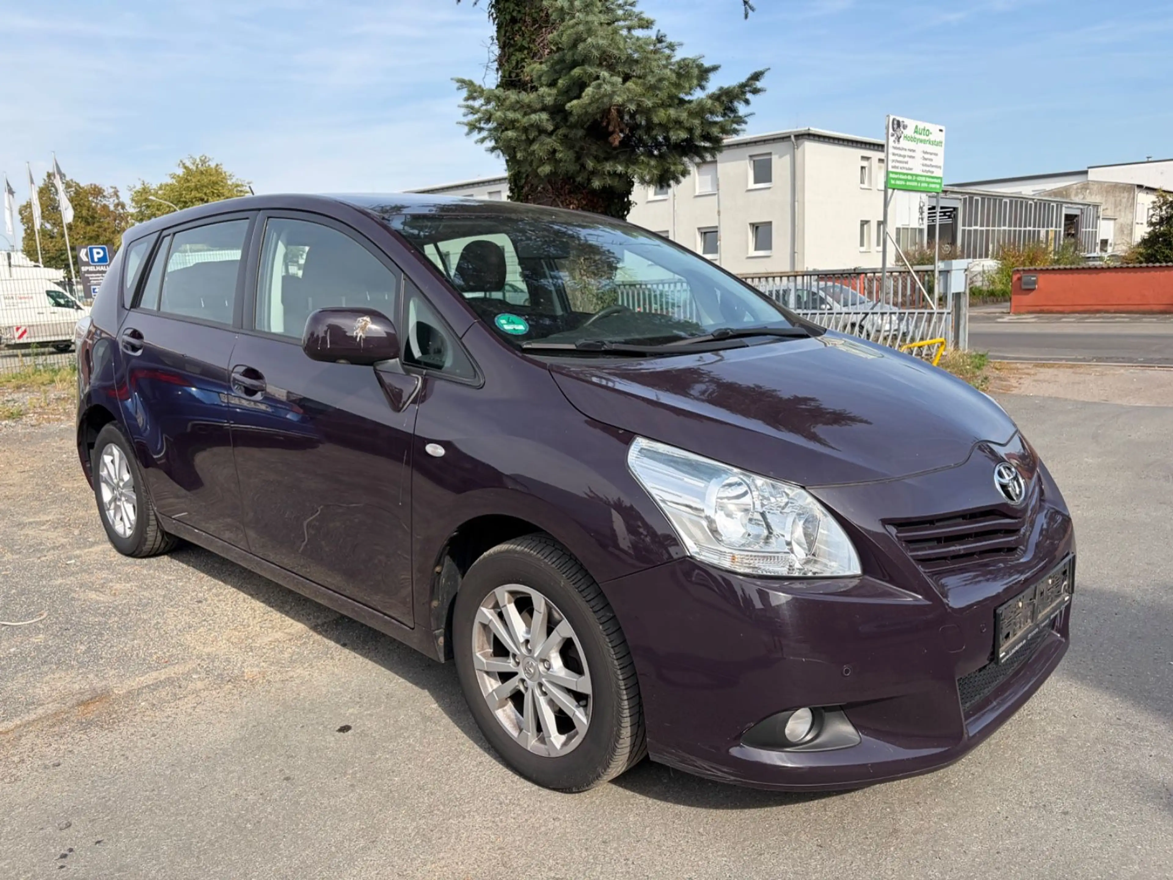 Toyota Verso 1.6l Valvematic Edition PANORAMA / PARK — photo 2