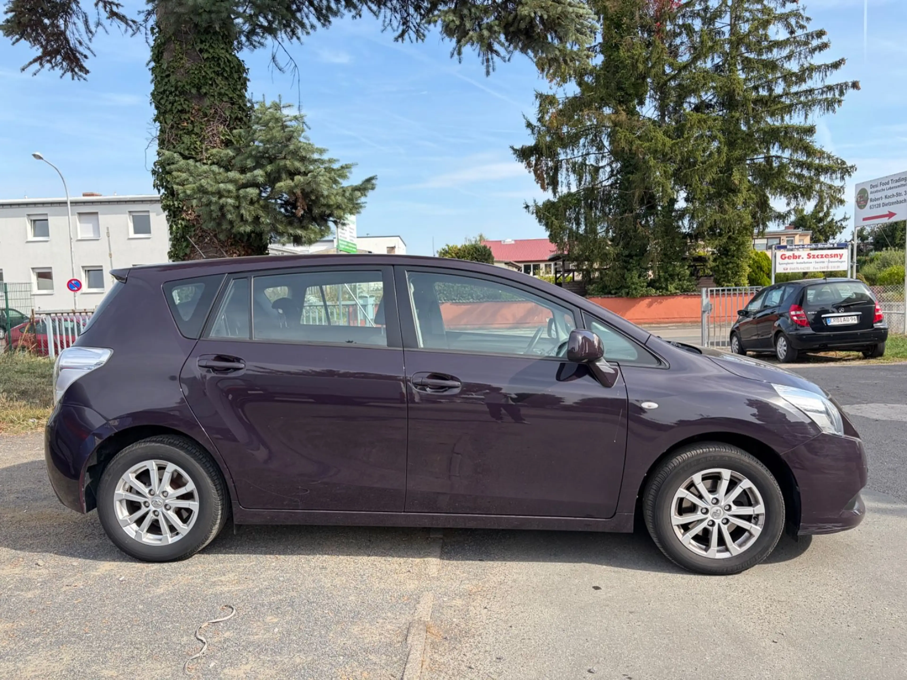 Toyota Verso 1.6l Valvematic Edition PANORAMA / PARK — photo 14
