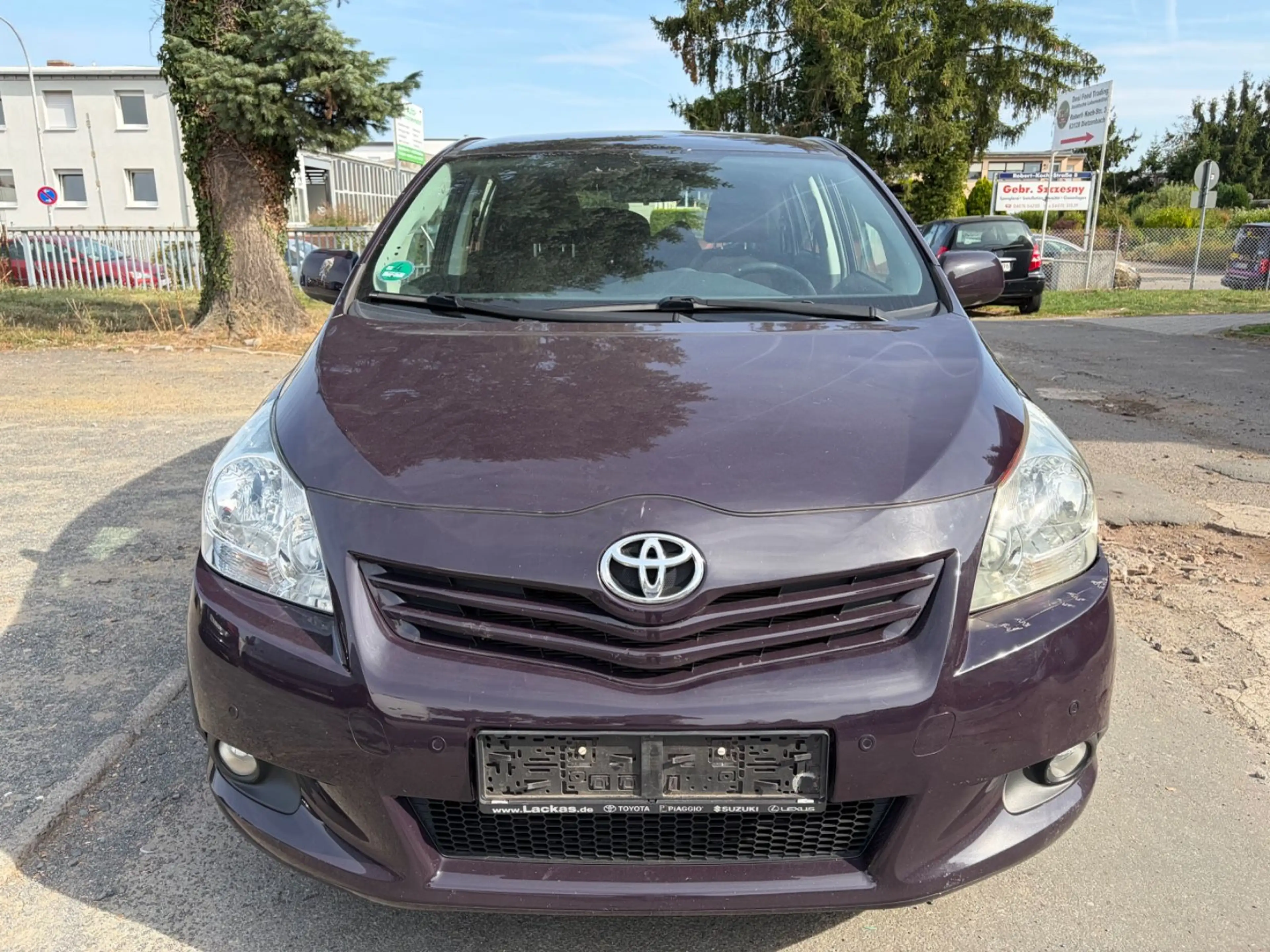 Toyota Verso 1.6l Valvematic Edition PANORAMA / PARK — photo 6