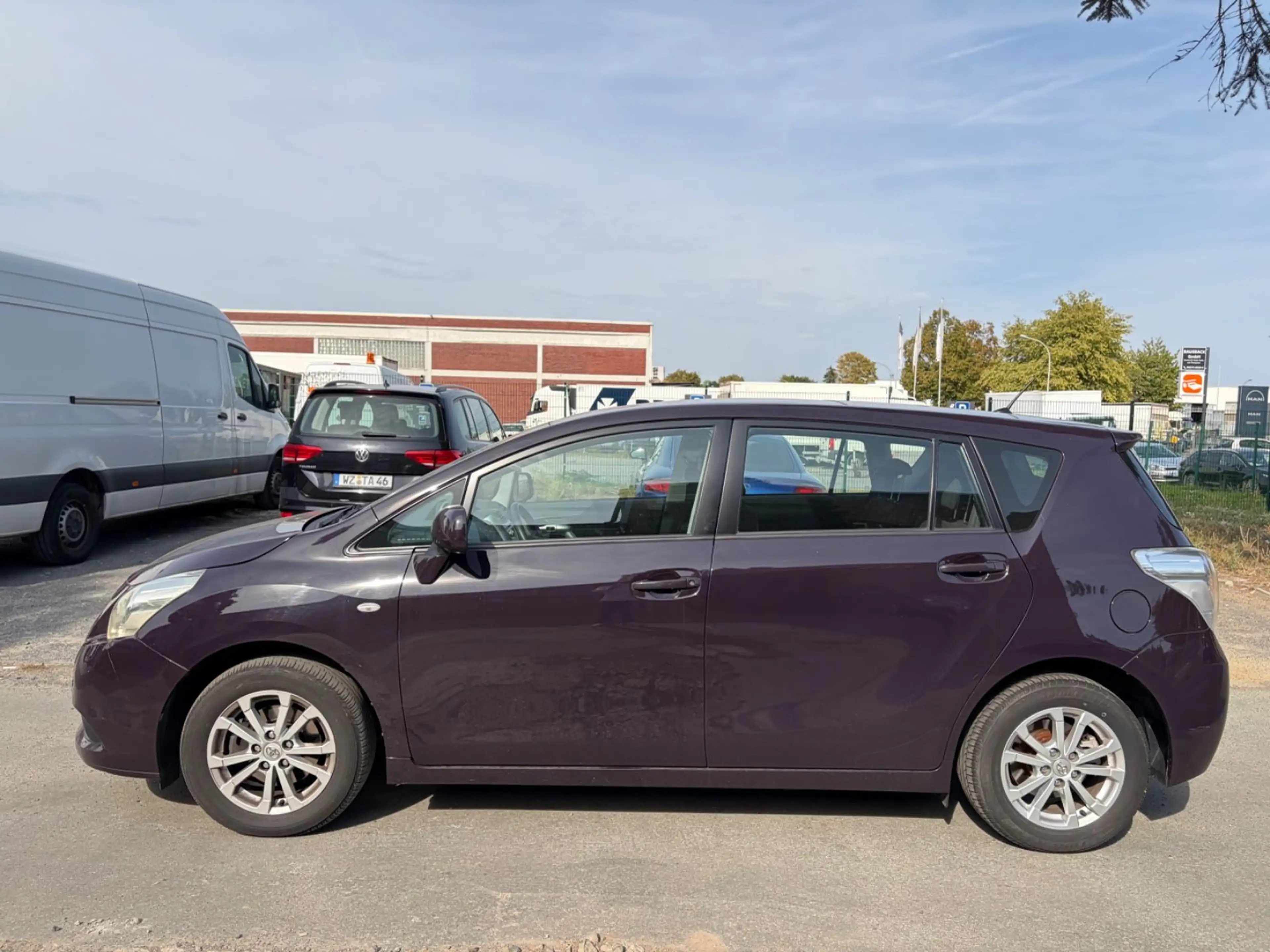 Toyota Verso 1.6l Valvematic Edition PANORAMA / PARK — photo 9
