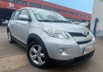 90 D-4D Lounge 2WD Boite rapport 6