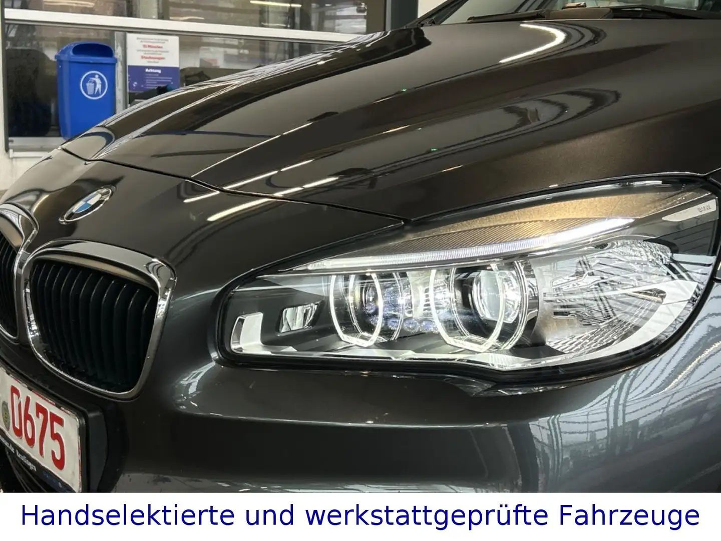 BMW 218 d Act. Tourer Automat. / 1. Hand / LED Grau - 2