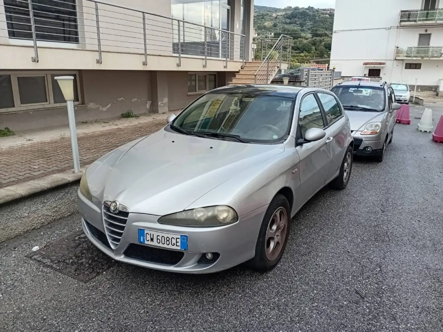 Alfa Romeo 147 1.9 jtd Exclusive 115cv 5p Grigio - 1