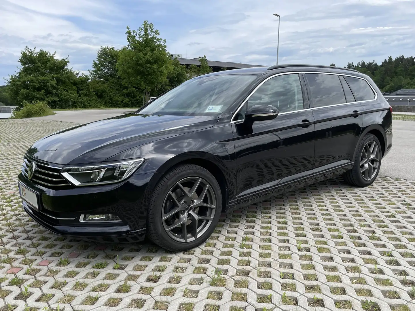 Volkswagen Passat Variant Passat Variant Comfortline 2,0 TDI SCR DSG Comfortline Schwarz - 2