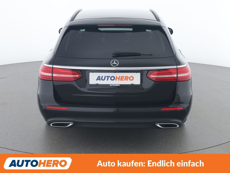 Mercedes-Benz E 220 E 220 d Mild-Hybrid T 4Matic Avantgarde — photo 5