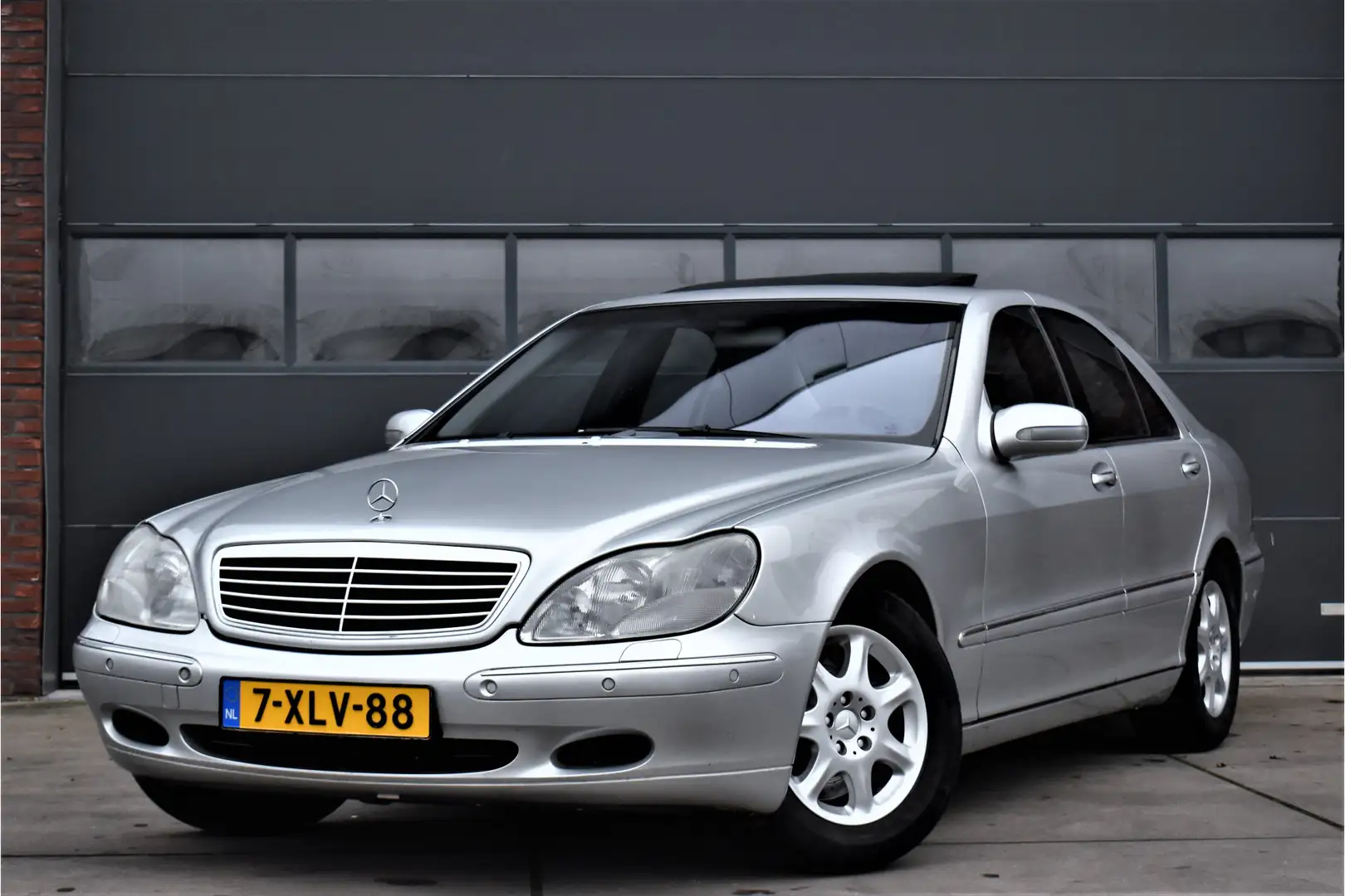 Mercedes-Benz S 500 V8 Youngtimer Schuif/kantel.dak -Navi - Cruise - S Grijs - 1