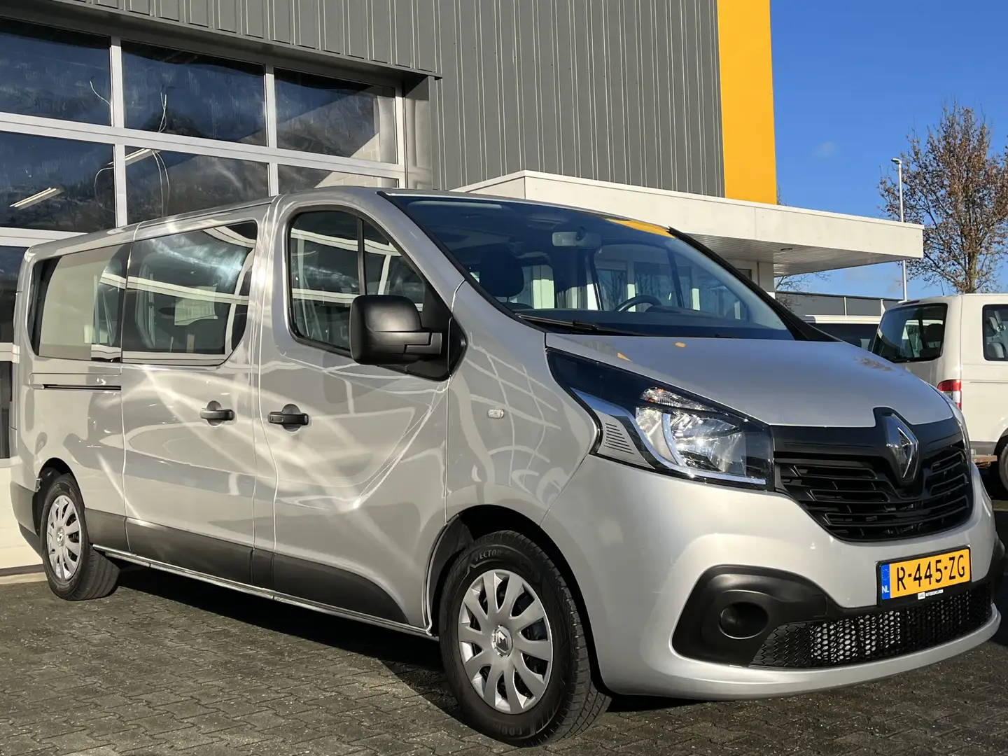 Renault Trafic Passenger 1.6 dCi Grand Expression Energy BTW/ BPM Szary - 1