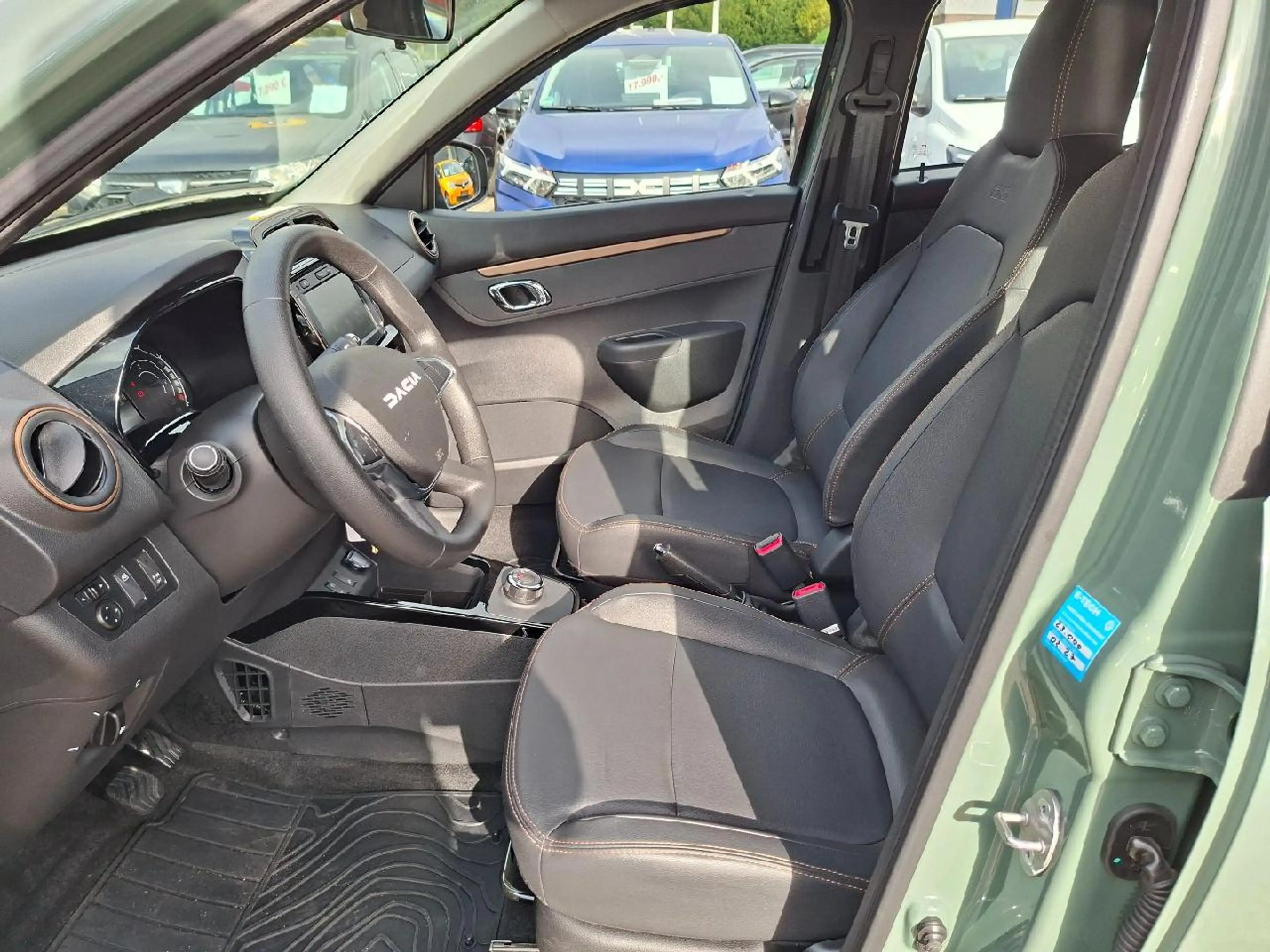 Dacia Spring Extreme 65*CCS*Navi*Klima*Kamera*Leder* — photo 9