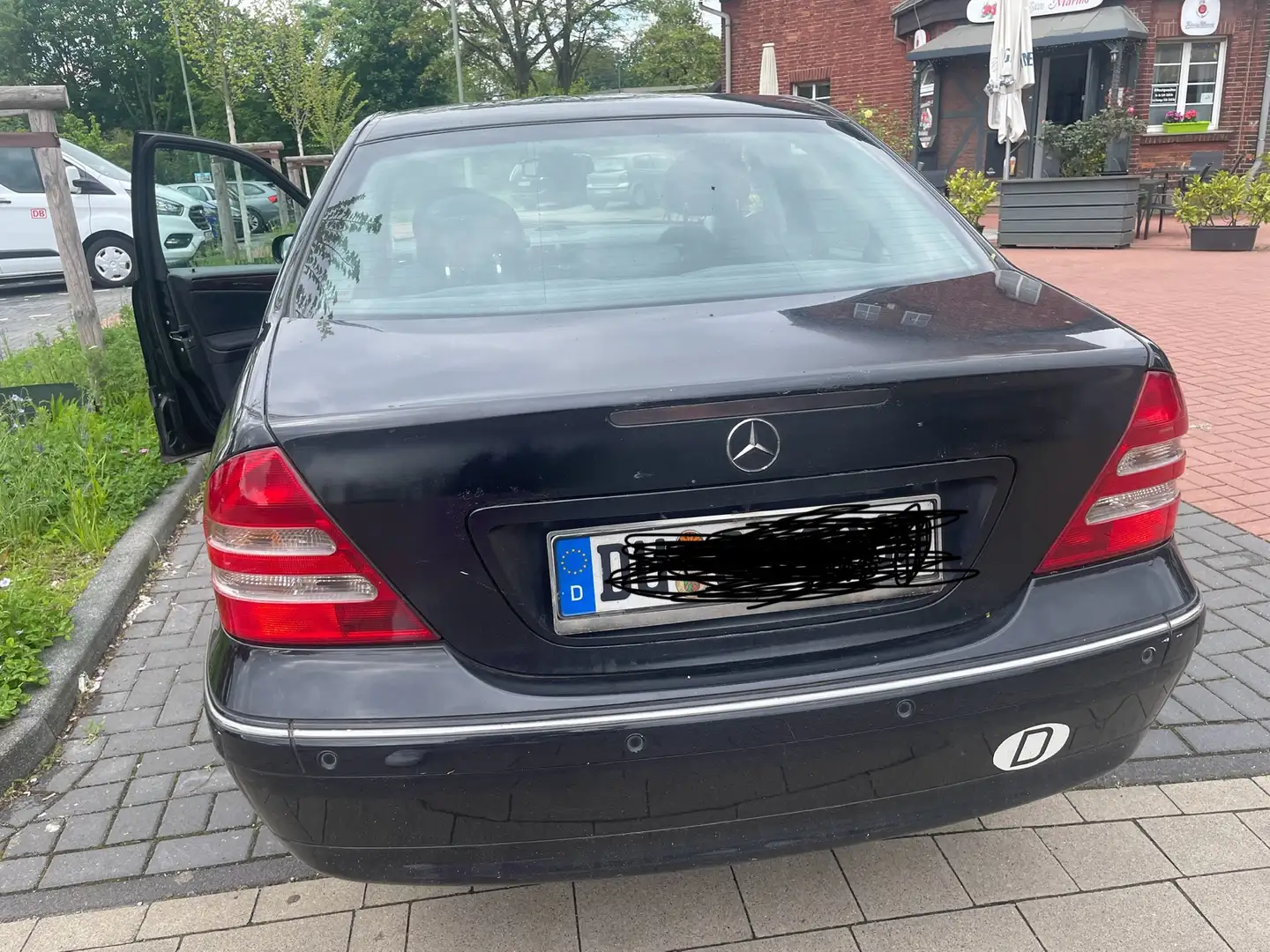 Mercedes-Benz C 180 Elegance Negro - 2