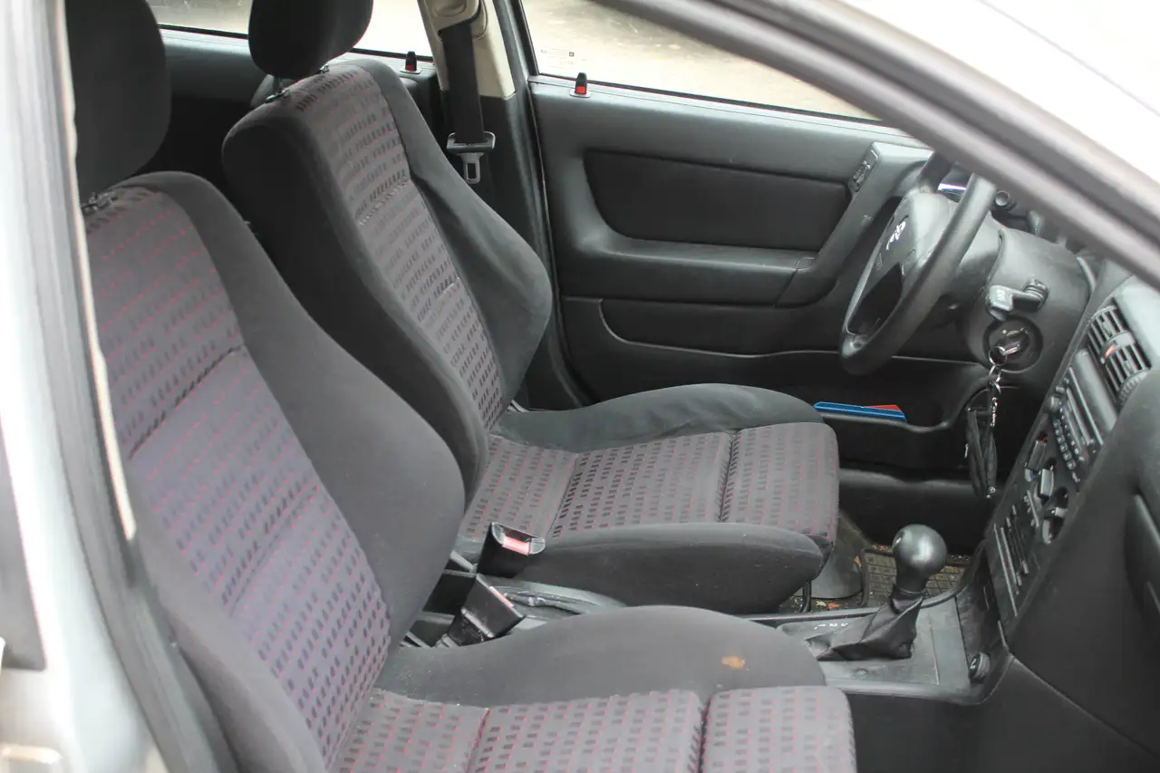 Opel Astra 1.6 Caravan Comfort AUTOMATIK, KLIMA, foto 9
