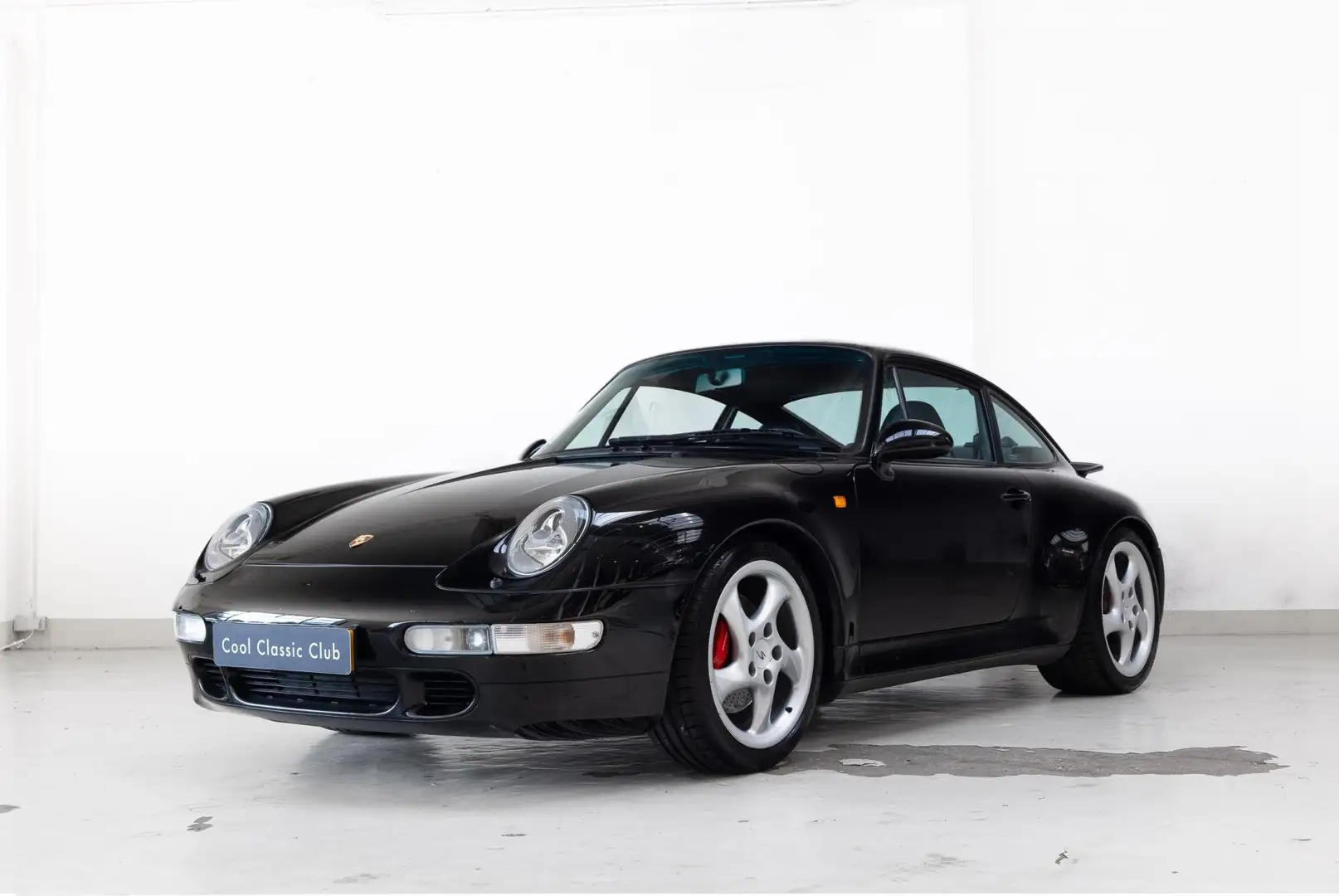 Porsche 993 4S - German Delivered - Full History - Zwart - 1