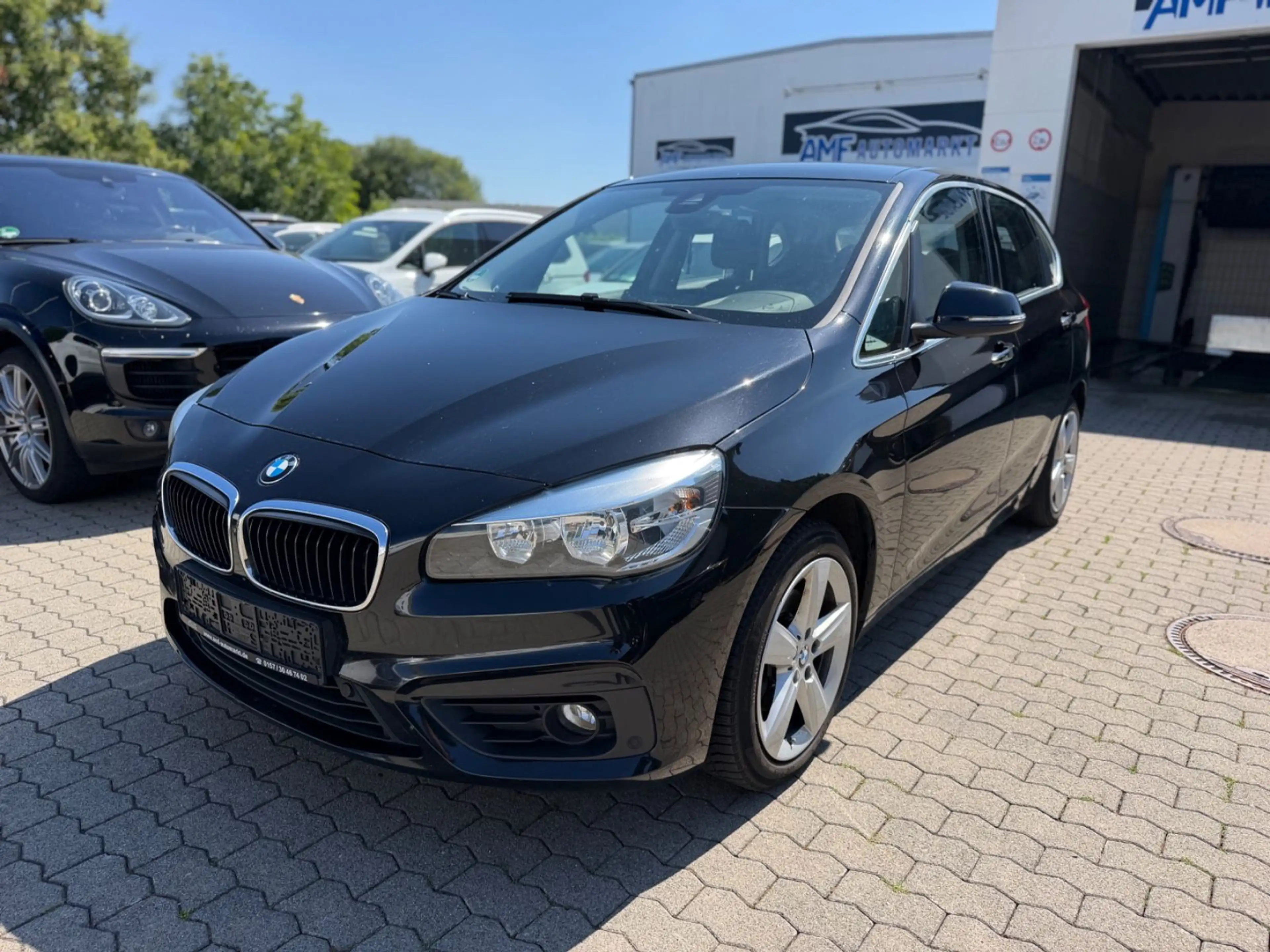 BMW 216 2 Active Tourer 216 d Advantage — photo 3