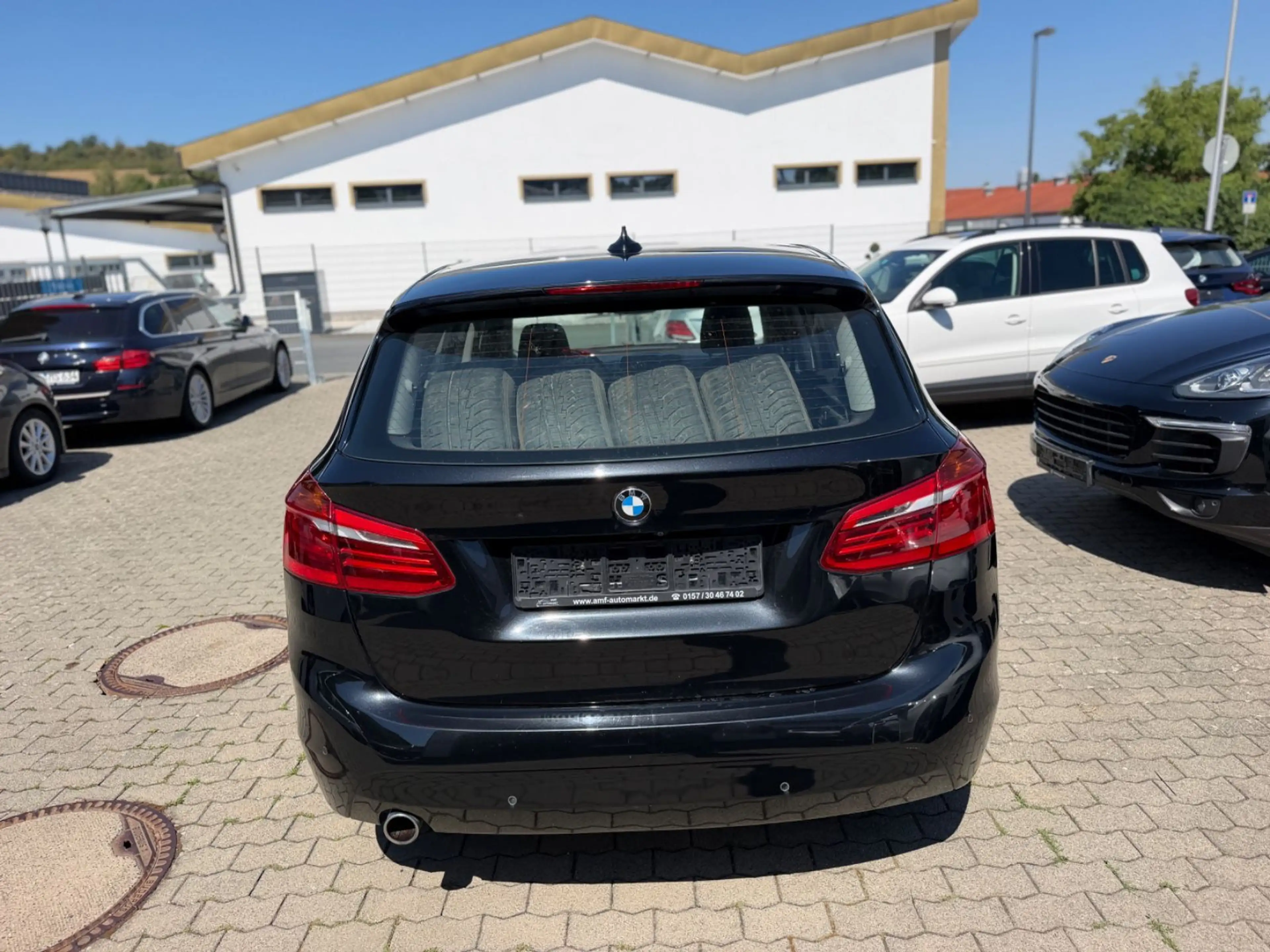 BMW 216 2 Active Tourer 216 d Advantage — photo 8
