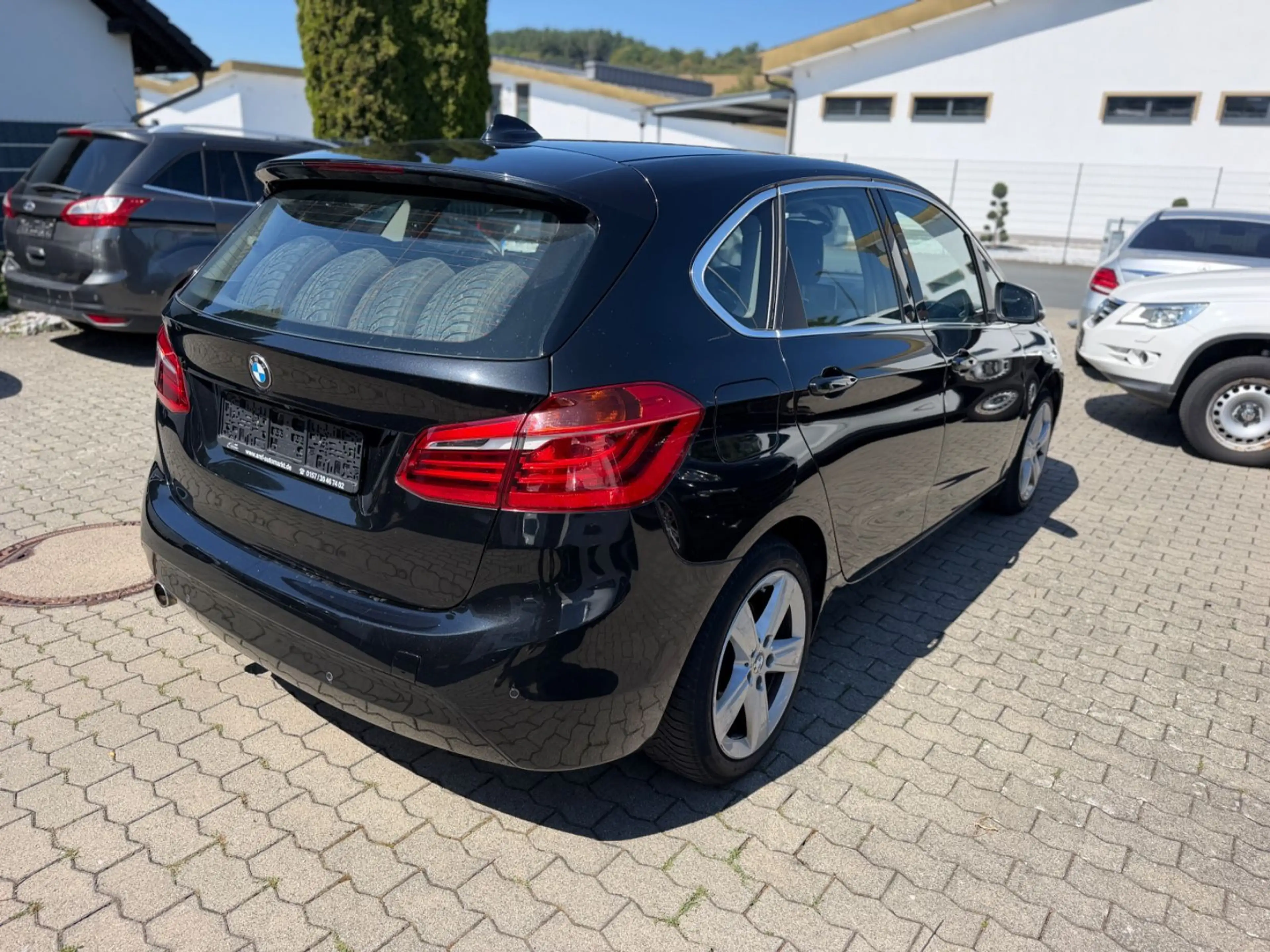 BMW 216 2 Active Tourer 216 d Advantage — photo 4