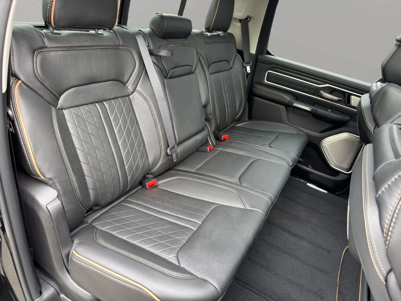 RAM 1500 fotografie RAM 1500