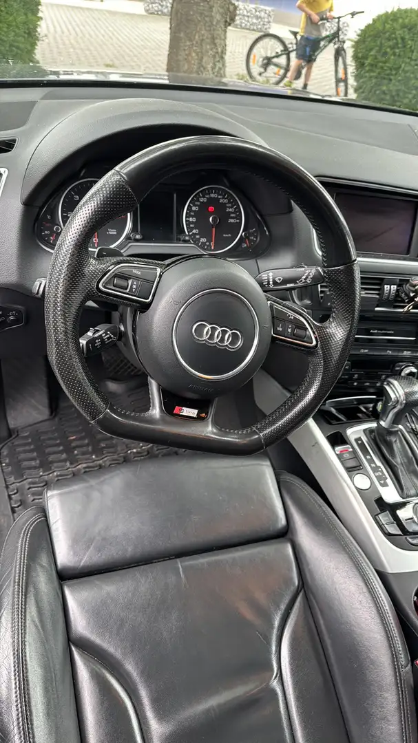 Audi Q5 2.0 TDI (130 kW) quattro Blau - 2
