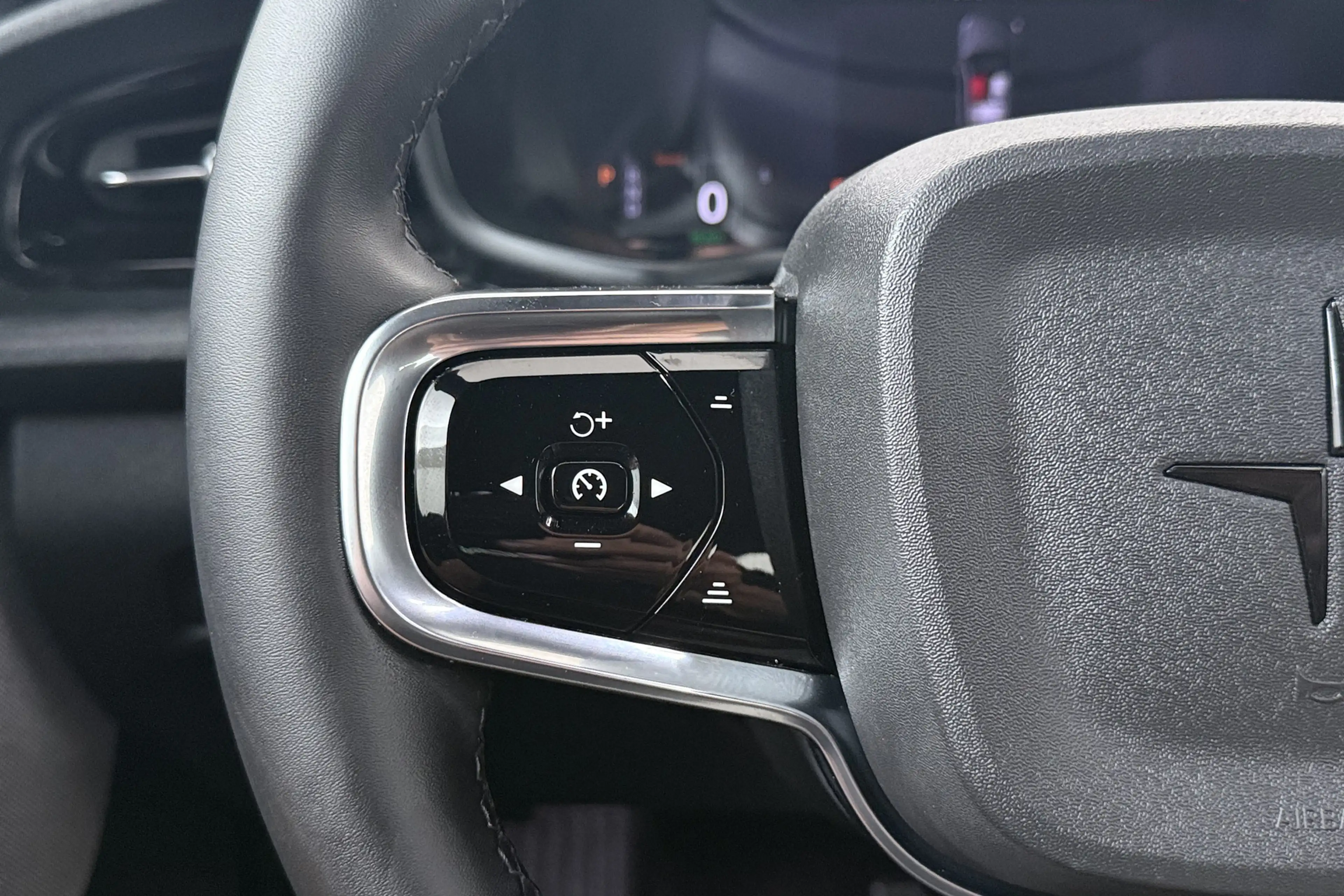 Polestar 2 Long Range 78 kWh (94%SOH) Memory Camera 19'LMV LE — photo 23