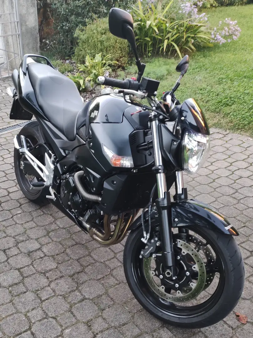 Suzuki GSR 600 34 CV Noir - 2