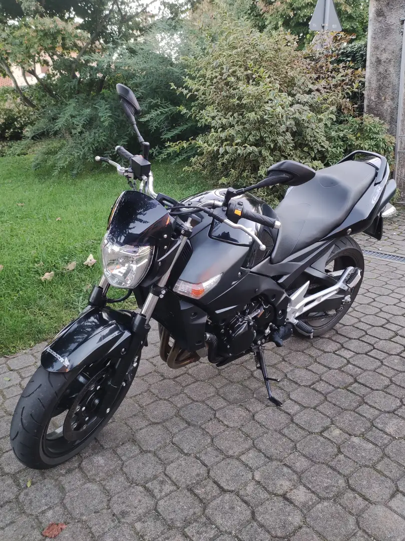 Suzuki GSR 600 34 CV Noir - 1