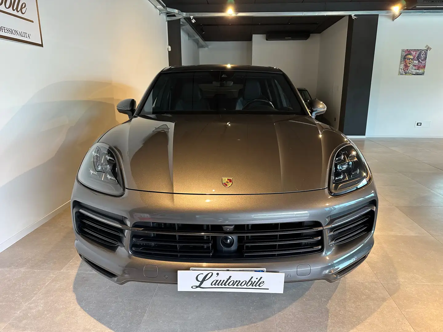 Porsche Cayenne 3.0 e-hybrid tiptronic IVA ESPOSTA Grigio - 2