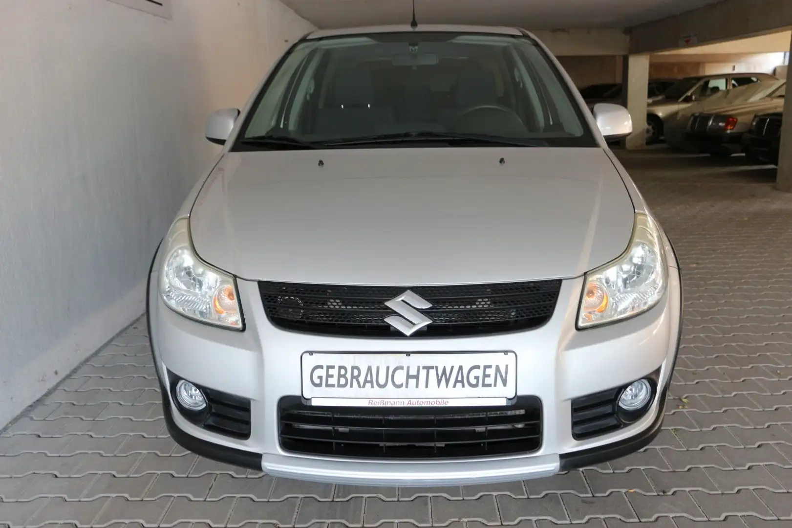 Suzuki SX4 Comfort, Klima, Navi, Sitzhzg. Automatik Silber - 2