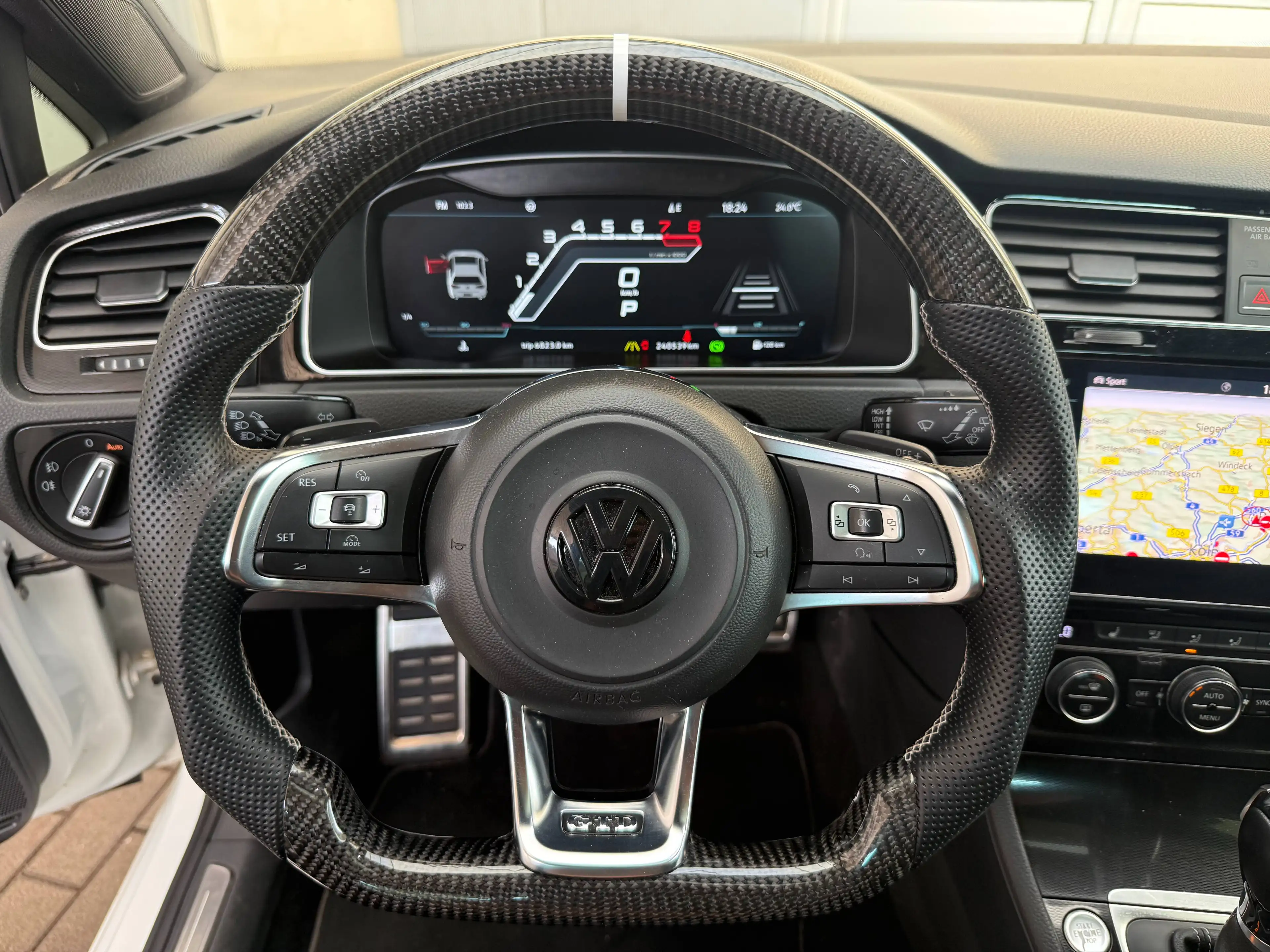 Volkswagen Golf GTD GTD BMT Automatik Virtual Tacho — photo 15