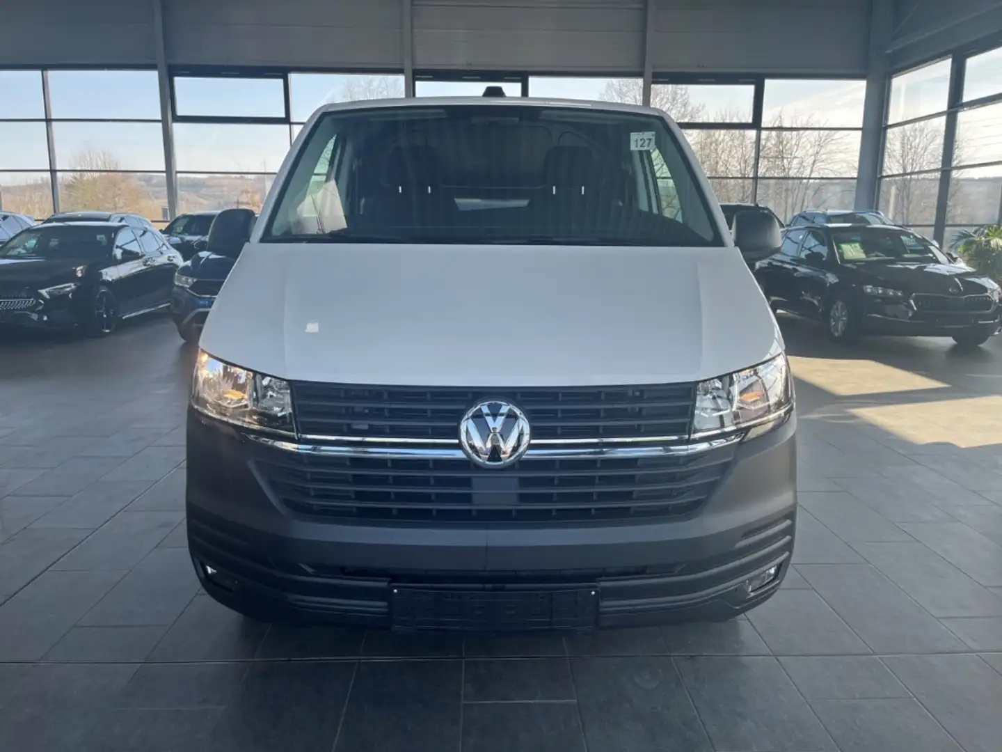Volkswagen T6.1 Transporter 2.0 TDI Klima DAB PDC APP Connect Notbremsass.Berg Alb - 2