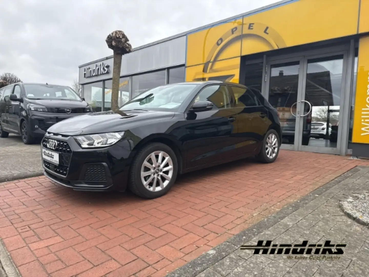 Audi A1 Sportback 30 TFSI advanced 1.0 EU6d-T Navi Digital Schwarz - 1