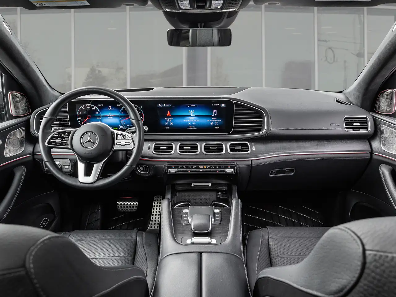 Mercedes-Benz GLS снимка Mercedes-Benz GLS
