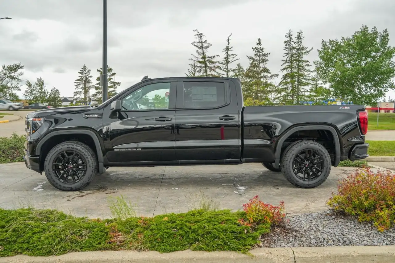 GMC Sierra 1500 снимка GMC Sierra 1500